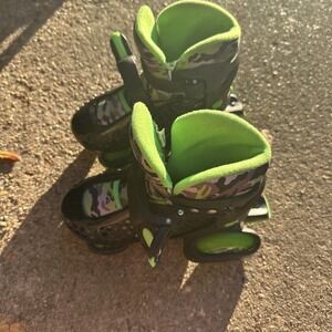 RD Roller Derby Kids Adjustable Skates Green/Black size 11-2